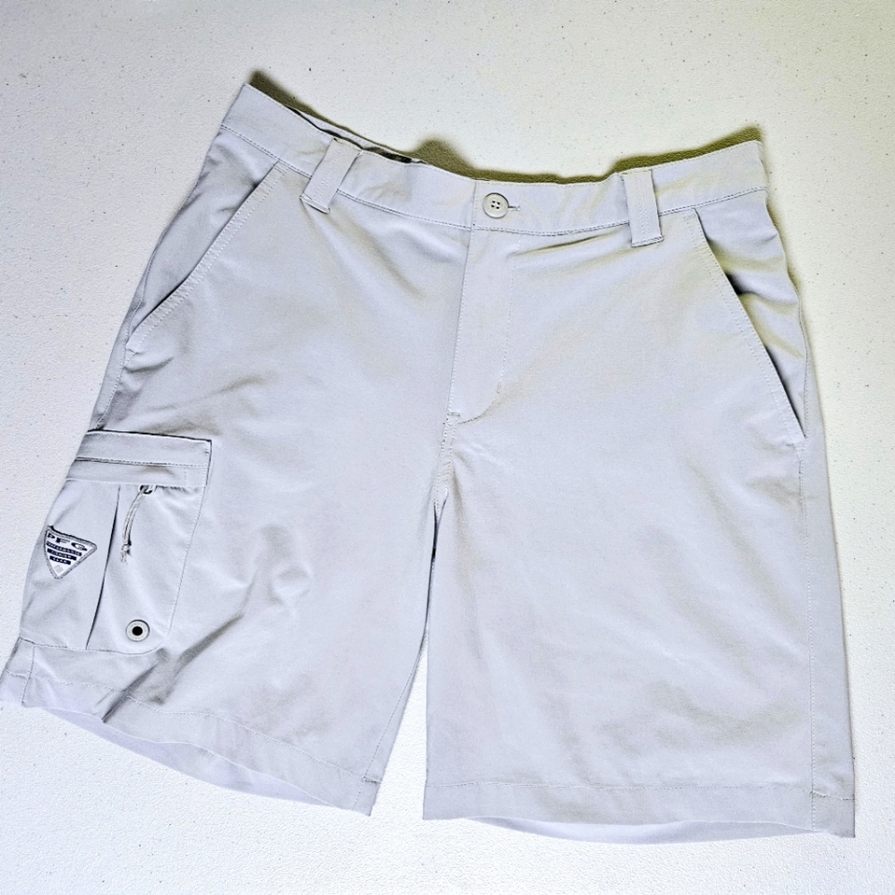 Columbia PFG shorts